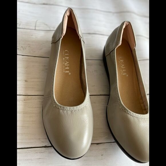 Oukahui wedge flats shoes Size 7.5-8 - Picture 1 of 10